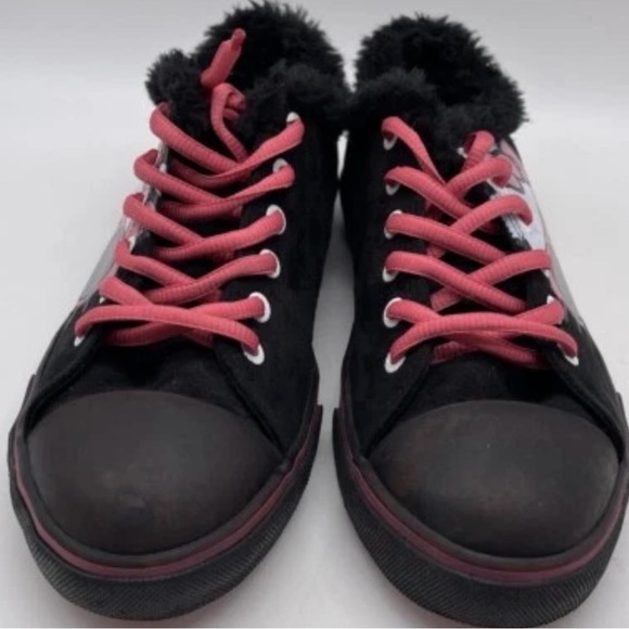 Hello Kitty Black‎ and Pink Sneakers Sanrio - Picture 6 of 11